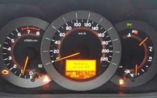 Если горит контрольная лампа или звучит предупреждающий сигнал Toyota Verso с 2013 года