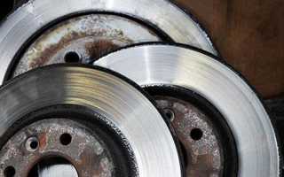 Все признаки износа тормозных дисков. На эти «симптомы» многие водители не обращают внимания