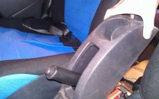 Как подтянуть и отрегулировать ручник на Рено Логан