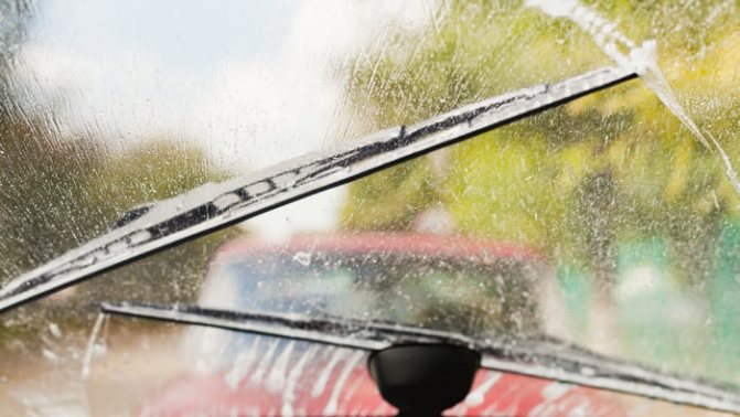 Устройство системы стеклоочистителя лобового стекла