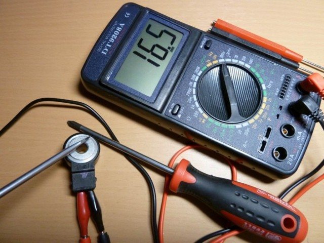 Замена датчика детонации Нива Шевроле: где находится, как проверить где стоит в Шеви Нива, признаки неисправности и особенности расположения