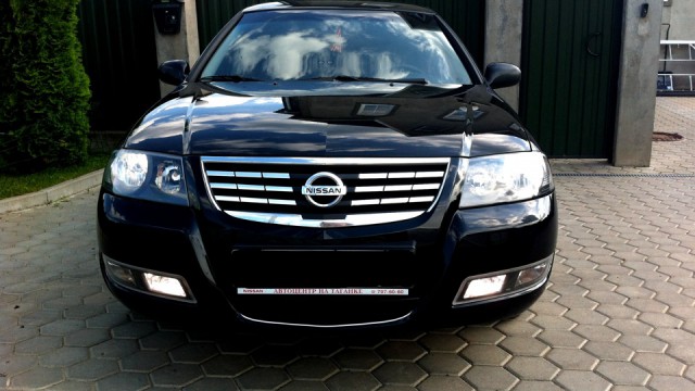 Автомобиль Ниссан Альмера Классик Автомобиль Ниссан Альмера Классик