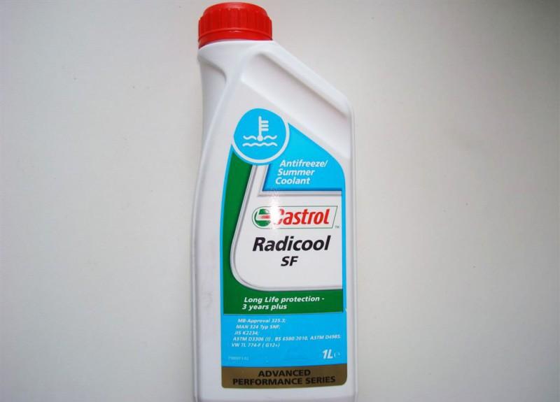 ОЖ Castrol SF красного цвета ОЖ Castrol SF красного цвета