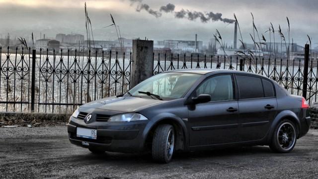 Автомобиль Renault Megane 2 Автомобиль Renault Megane 2