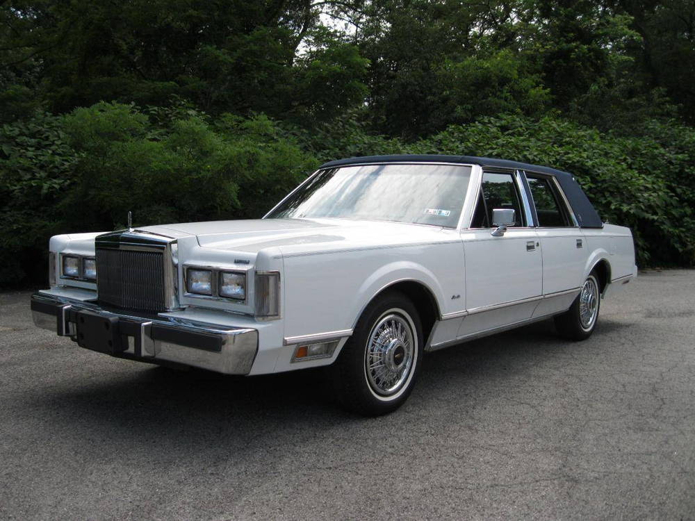 Lincoln Town Car Lincoln Town Car