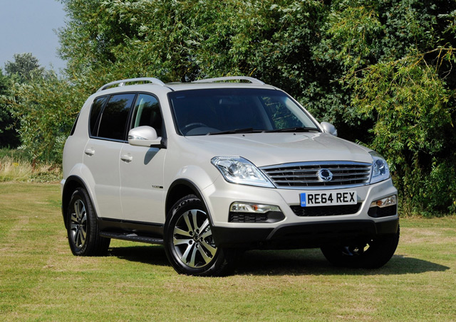 Внешний вид автомобиля SsangYong Rexton Внешний вид автомобиля SsangYong Rexton