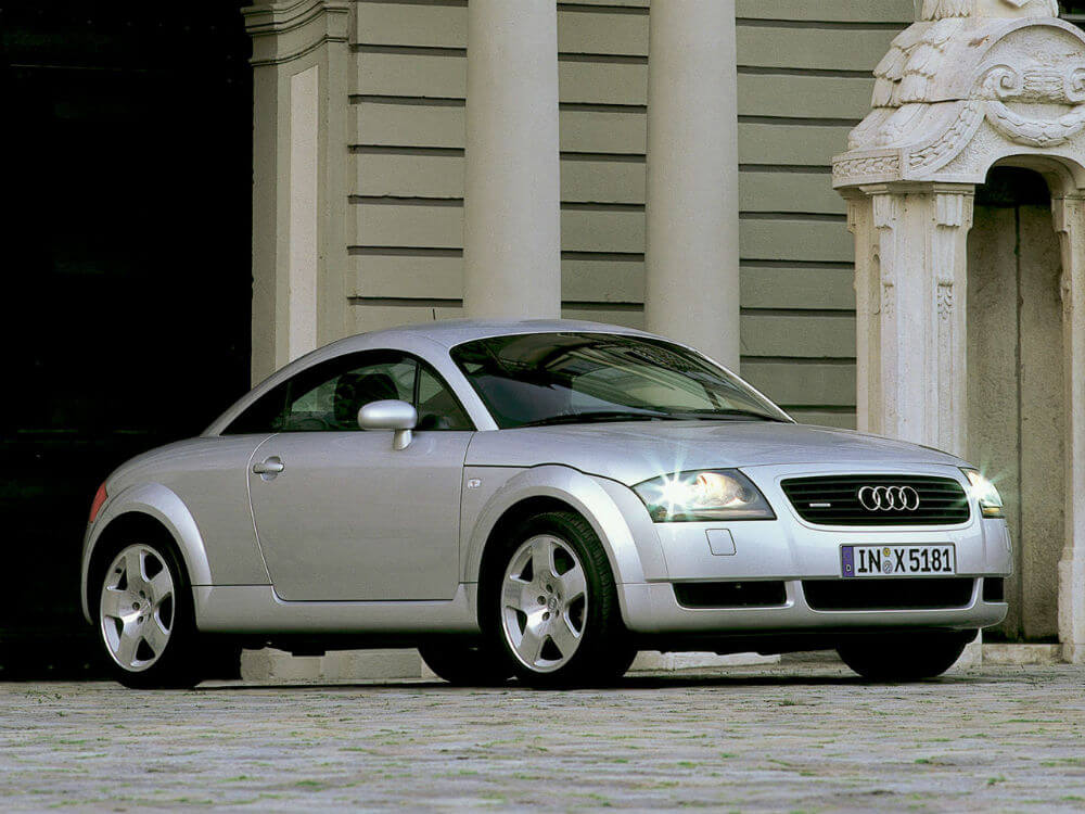 Audi TT 1998 года Audi TT 1998 года