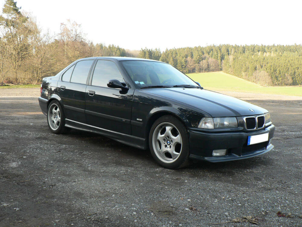 BMW M3 (E36) 1992 года BMW M3 (E36) 1992 года
