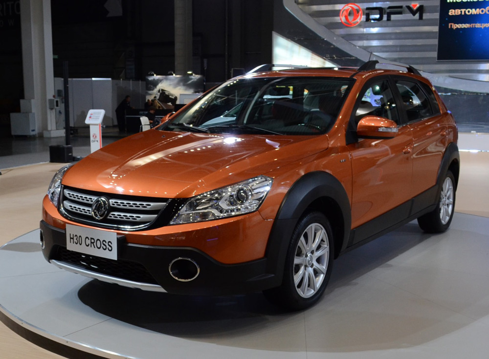 Автомобиль DFM H30 Cross оснащён двигателем, чей объём составляет полтора литра, а мощность равна 117 лошадиных сил DFM H30 Cross