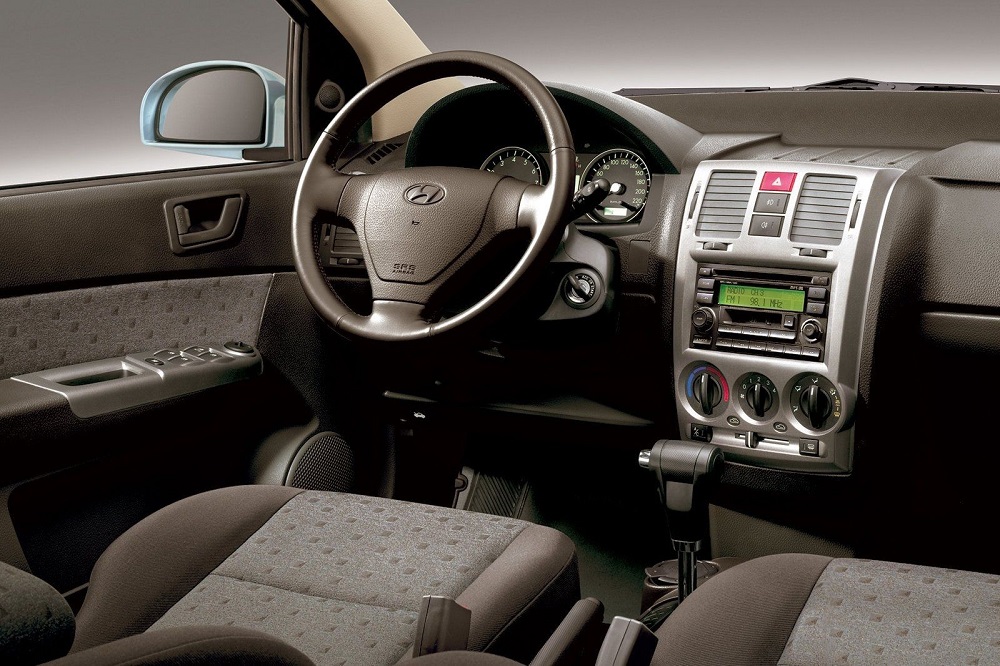 Hyundai Getz салон Hyundai Getz салон изнутри
