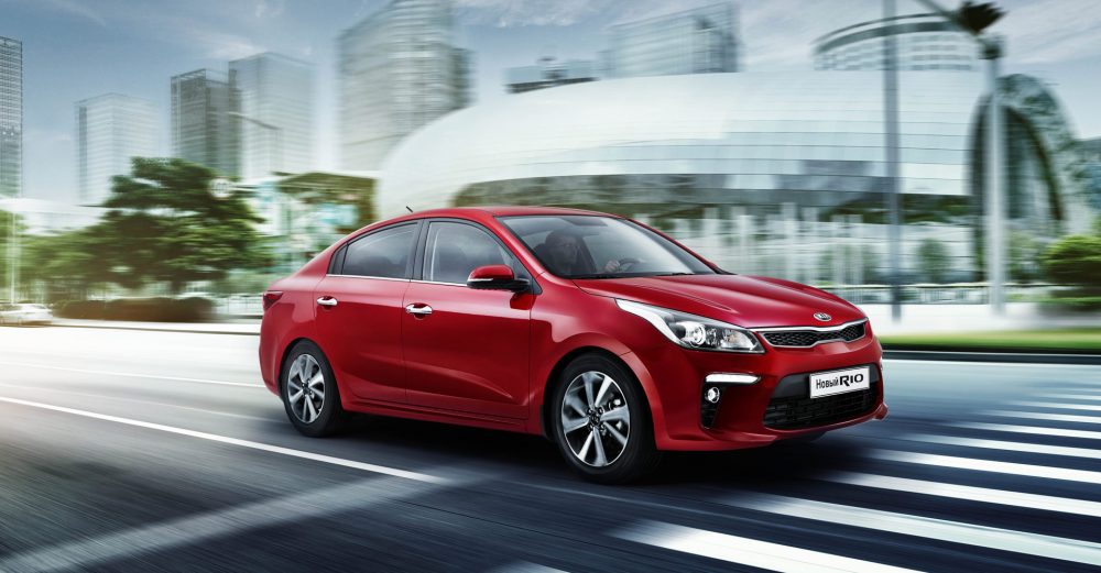 KIA Rio в красном цвете Киа Рио