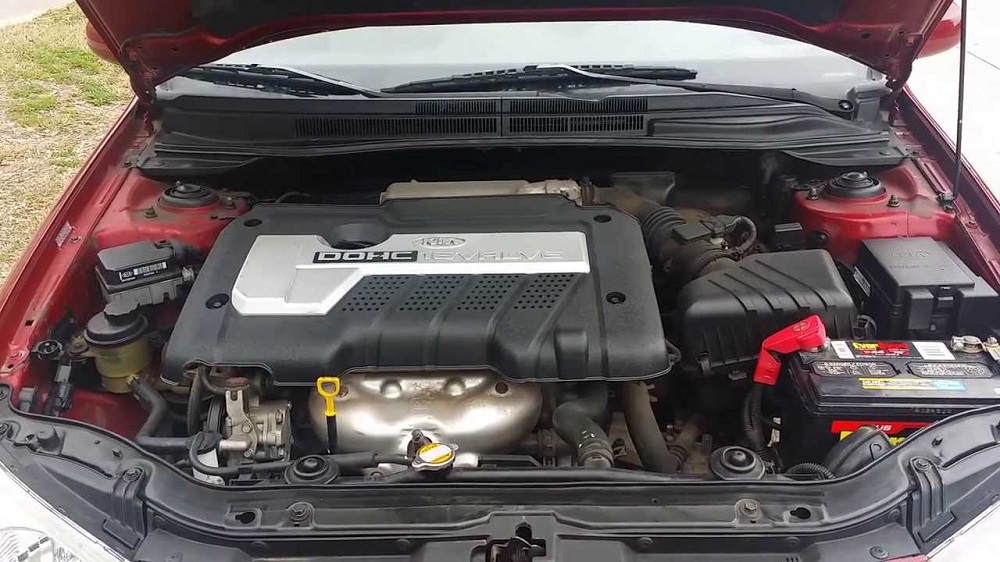 Kia Spectra под капотом Kia Spectra под капотом
