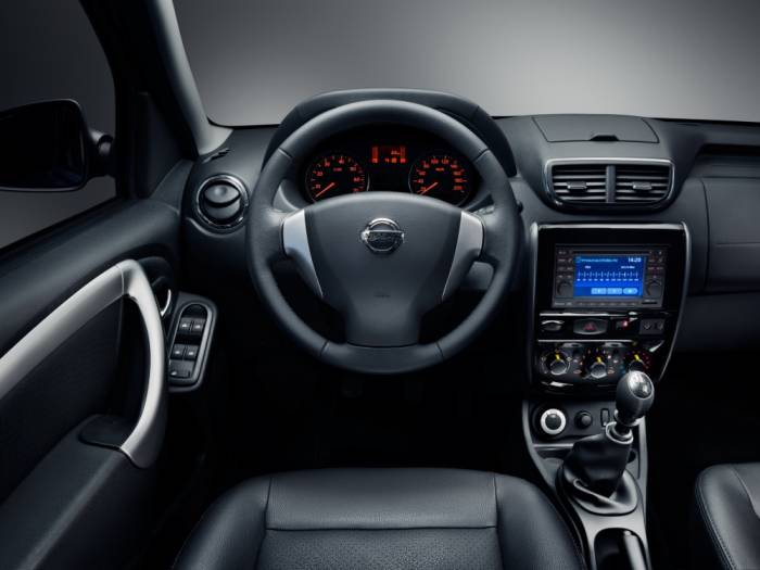 Салон Nissan Terrano Nissan Terrano