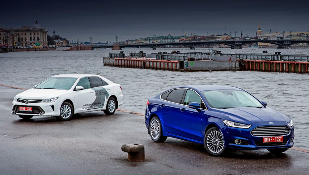 Ford Mondeo и Toyota Camry Обслуживание
