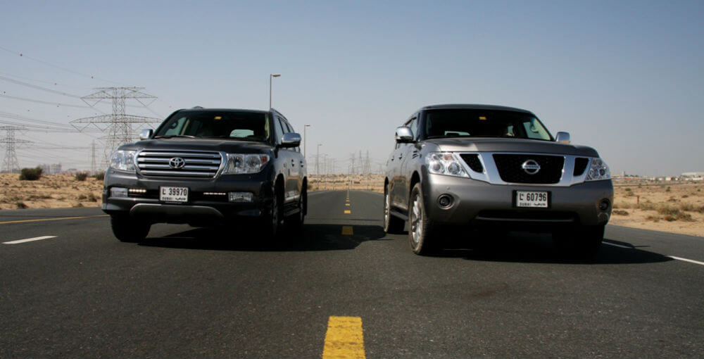 Toyota Land Cruiser 200 против Nissan Patrol Toyota Land Cruiser 200 против Nissan Patrol