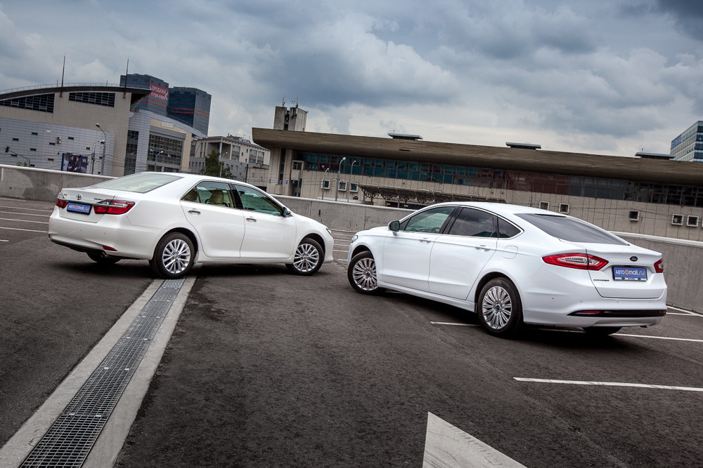 Экстерьер машин Внешний вид седанов