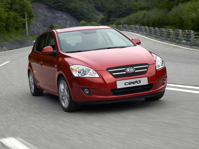 Внешний вид автомобиля KIA Ceed Внешний вид автомобиля KIA Ceed