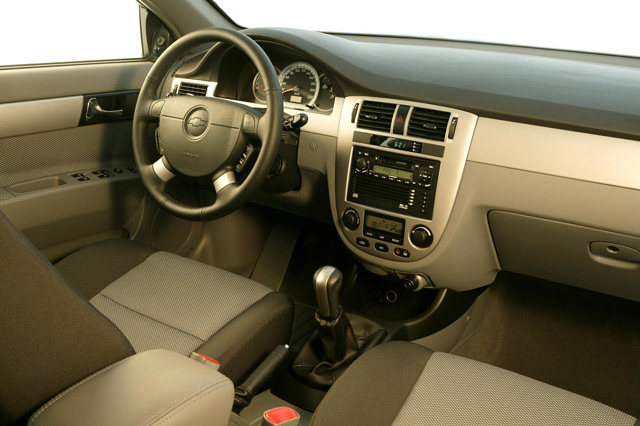 Салон автомобиля Chevrolet Lacetti Салон автомобиля Chevrolet Lacetti