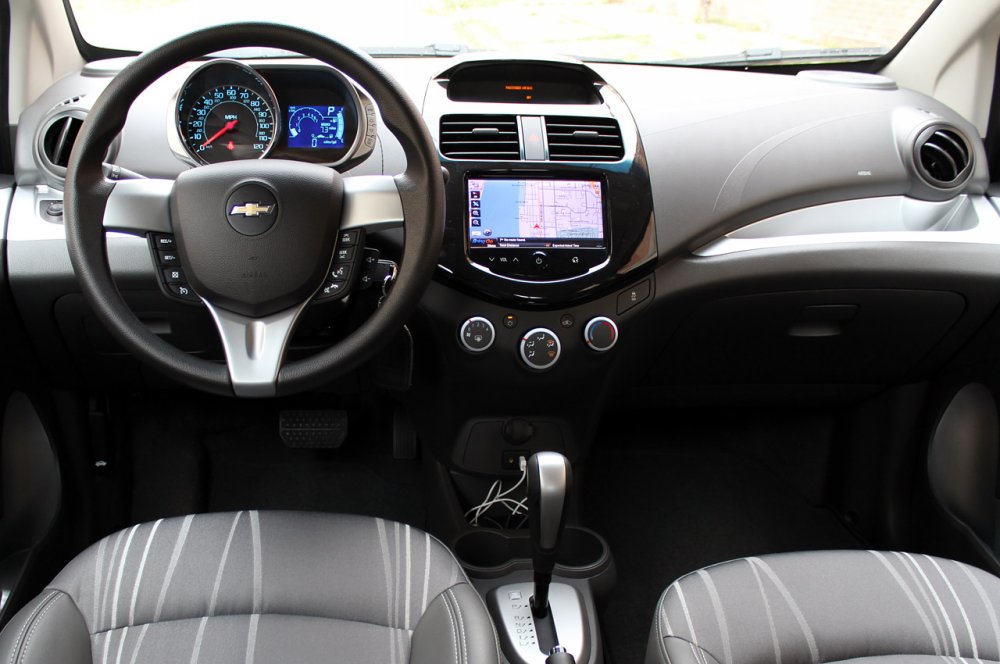 Интерьер Chevrolet Spark Салон Chevrolet Spark