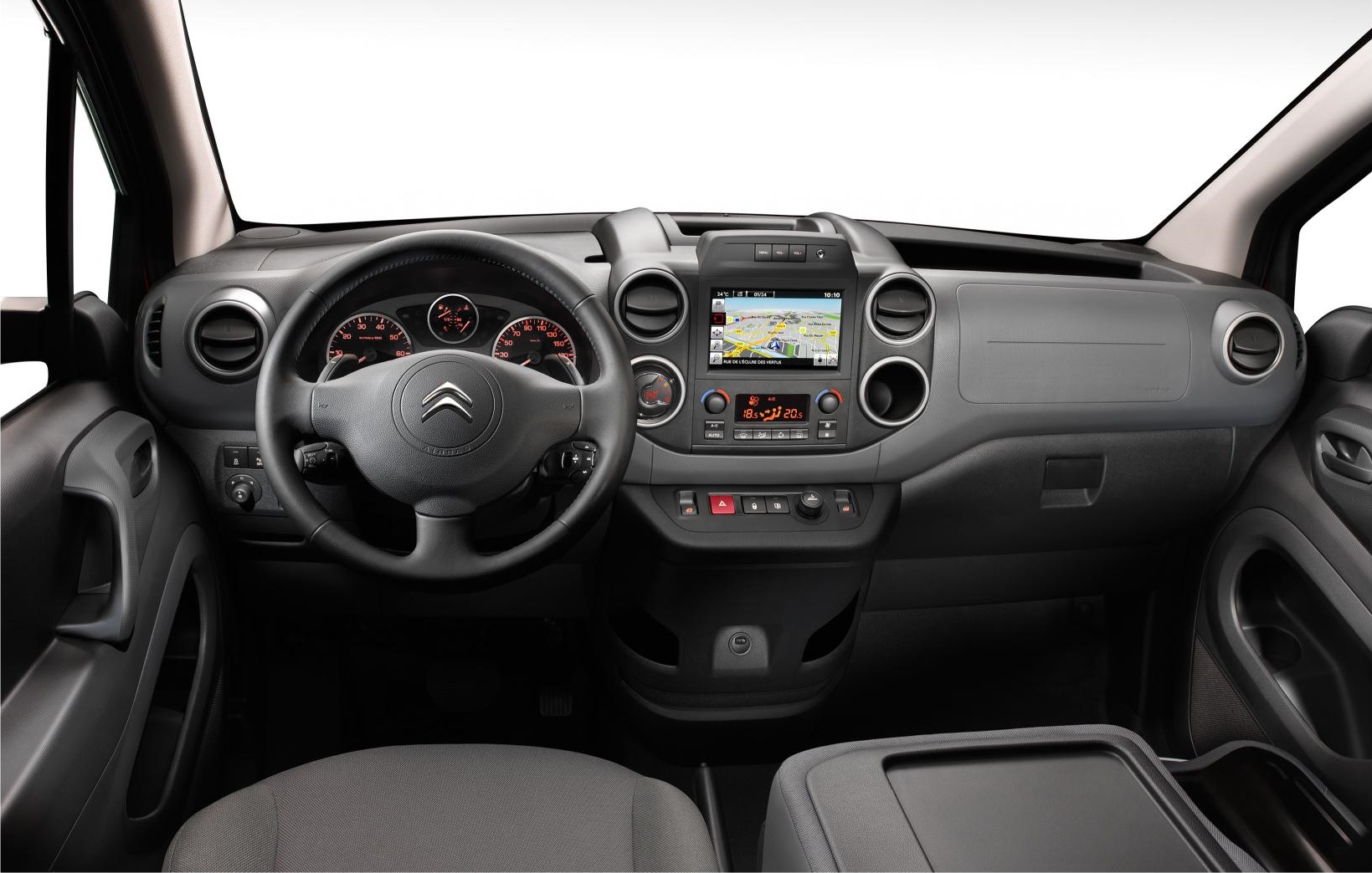 Салон автомобиля Citroen Berlingo Салон Citroen Berlingo