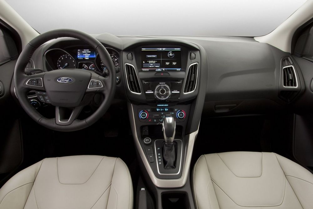 Ford Focus Ford Focus салон светлый