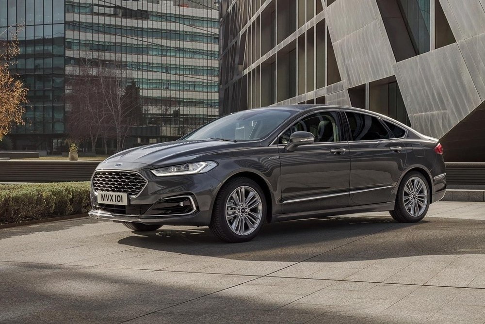 Ford Mondeo Ford Mondeo серый цвет