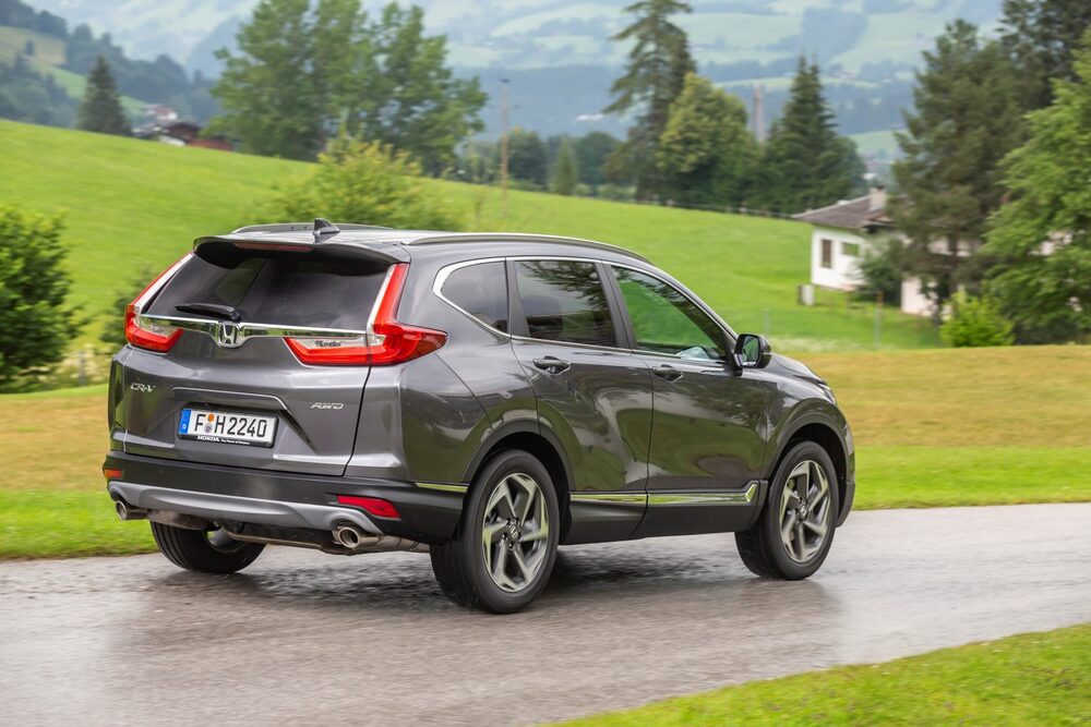 Honda CR-V в сером цвете Honda CR-V