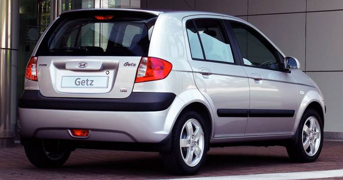 Вид Hyundai Getz сзади Hyundai Getz сзади