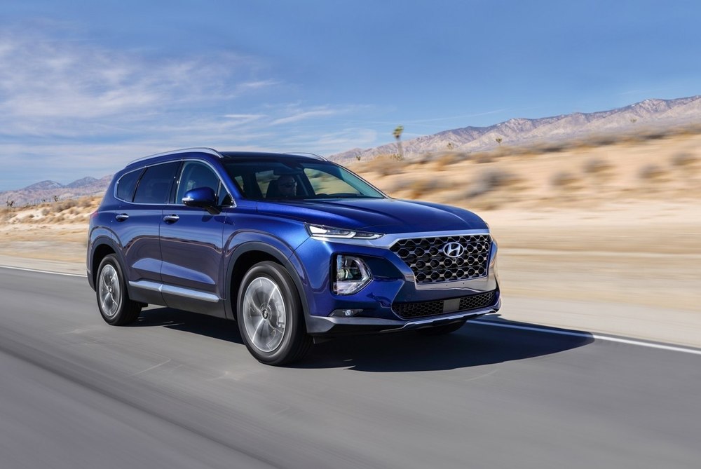 Hyundai Santa Fe в синем цвете Hyundai Santa Fe