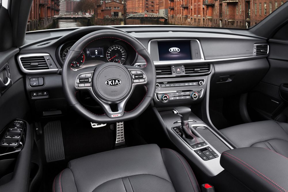 Интерьер Kia Optima Салон Kia Optima