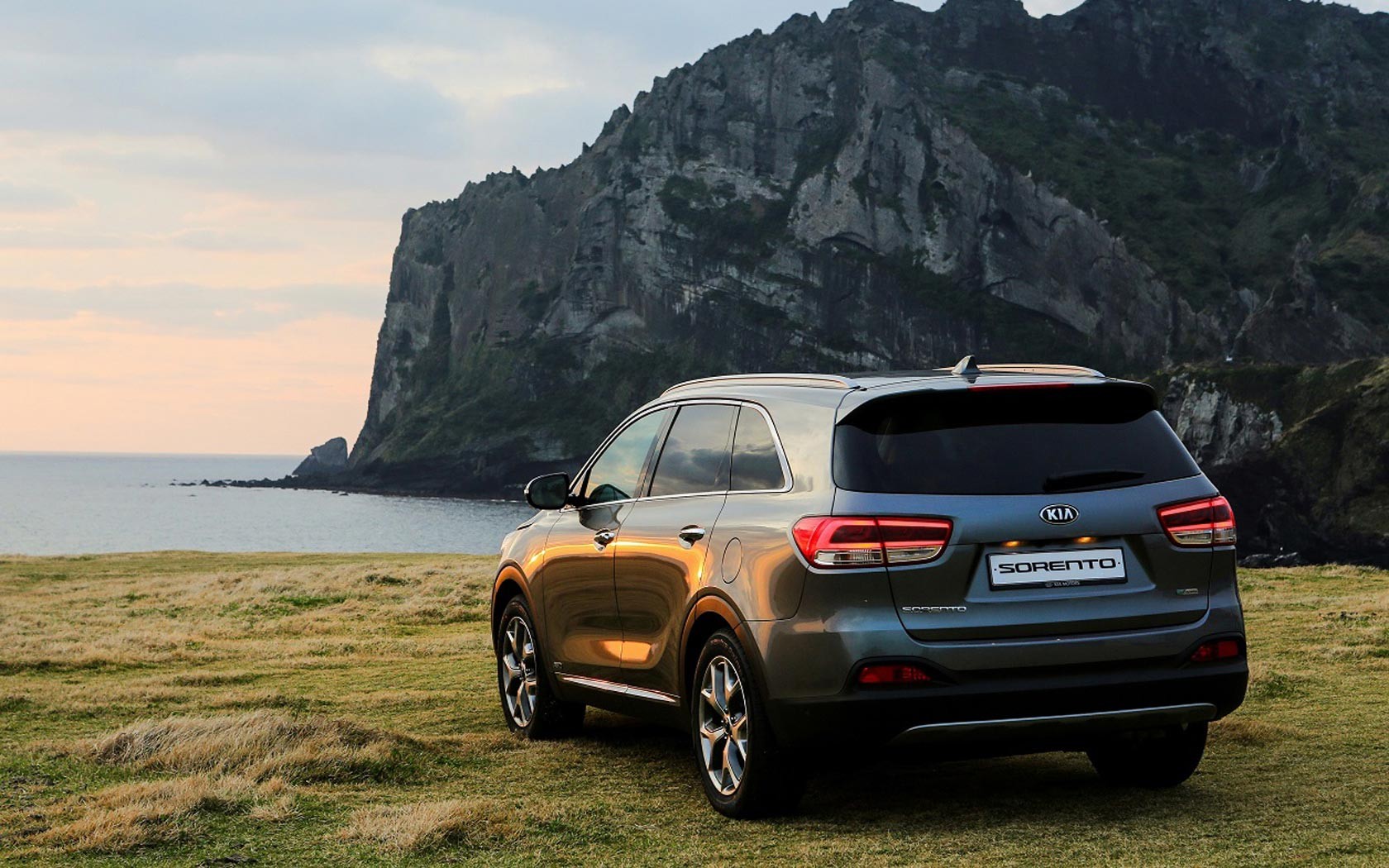 Kia Sorento Prime вид сзади Kia Sorento Prime