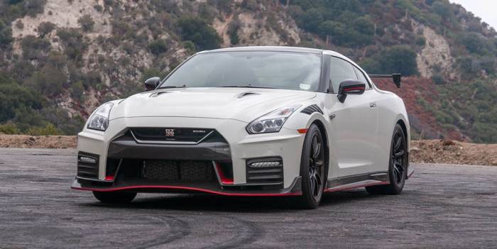 Nissan GT-R Конкурент Nissan GT-R