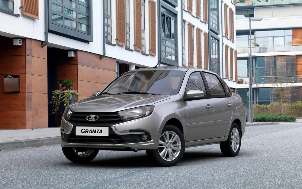 Lada Granta в сером цвете Lada Granta