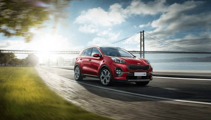 Kia Sportage в красном цвете Kia Sportage