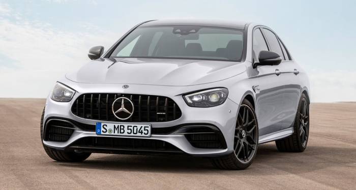 Внешний вид Mercedes-Benz E63 AMG Mercedes-Benz E63 AMG спереди