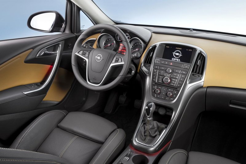 Дизайн салона автомобиля Opel Astra Салон Opel Astra
