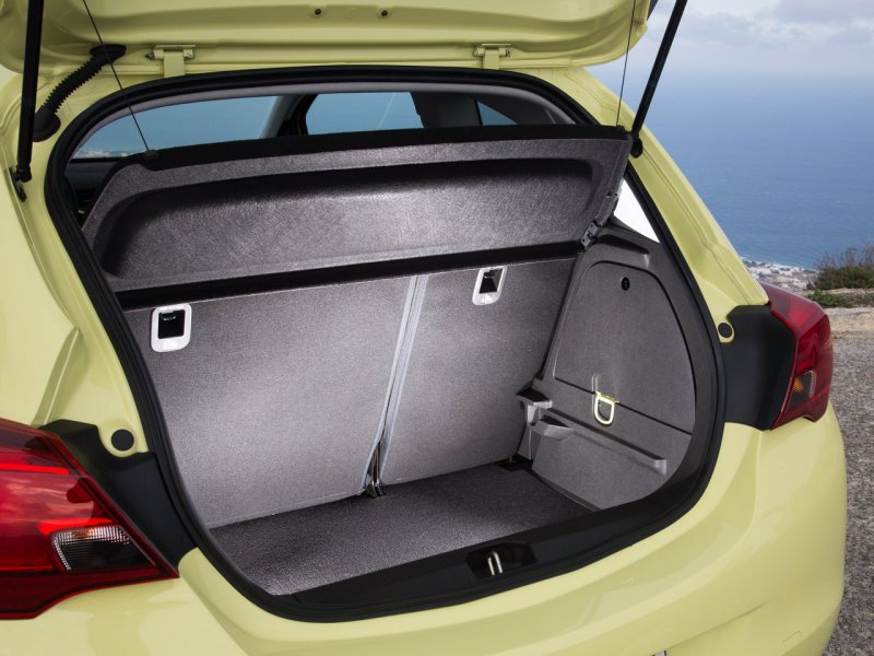 Багажный отсек Opel Corsa Багажник Opel Corsa