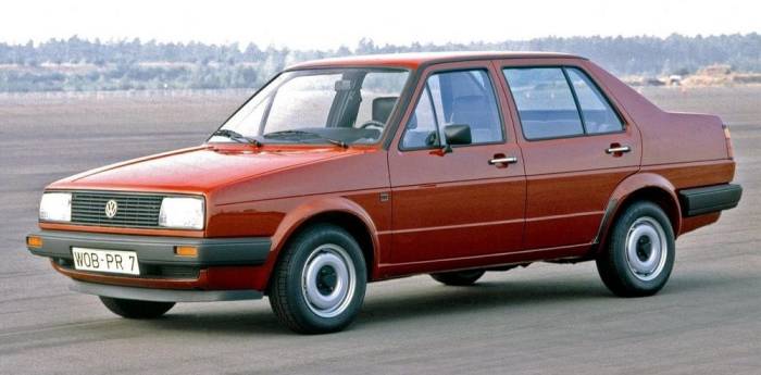 Volkswagen Jetta Подержанный автомобиль до 50 тысяч Volkswagen Jetta