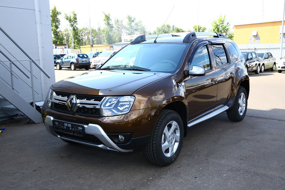 Внешний вид автомобиля Renault Duster Внешний вид автомобиля Renault Duster