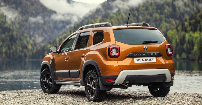 Вид Renault Duster сзади Renault Duster сзади