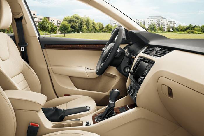 Салон авто Skoda Octavia Салон авто Skoda Octavia
