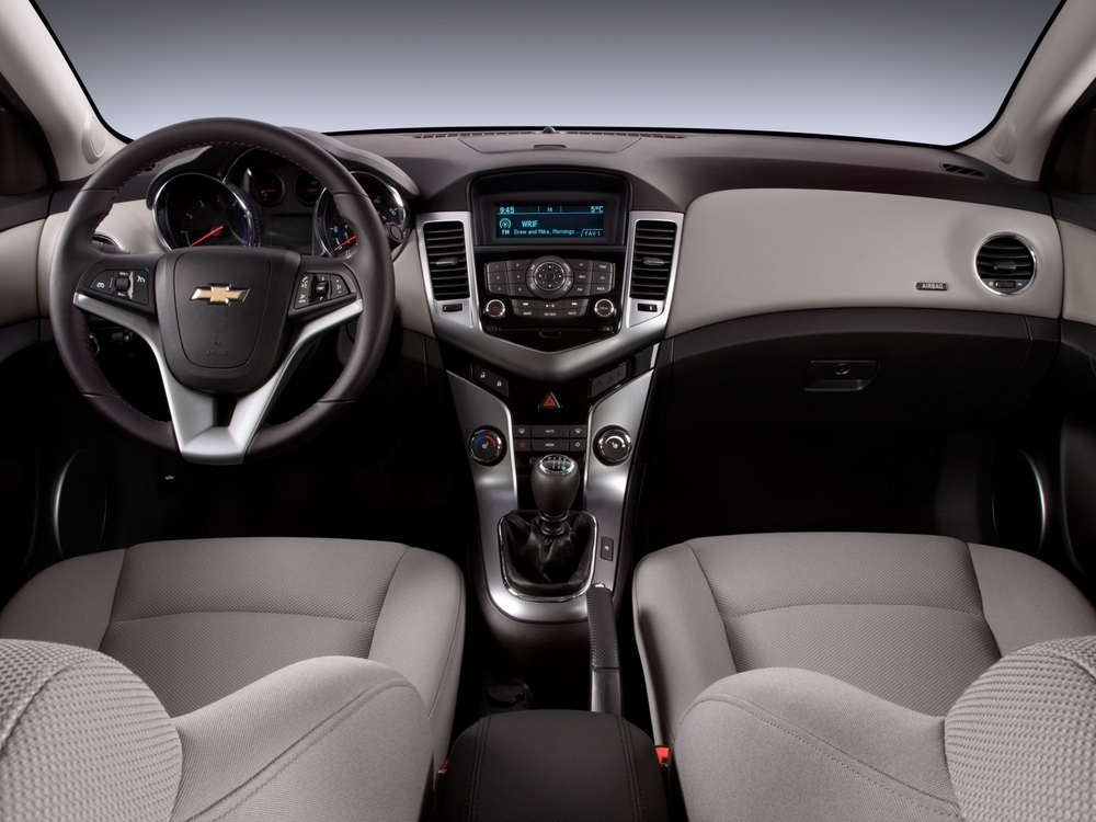 Салон Chevrolet Cruze Салон Chevrolet Cruze
