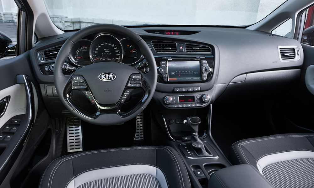 Салон хэтчбека Kia Ceed Салон хэтчбека Kia Ceed