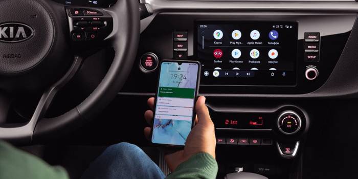 Органы управления на руле и Bluetooth в Kia Rio X Системы управления в Kia Rio X