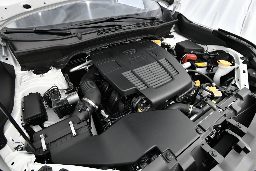 Под капотом Subaru Forester Мотор Subaru Forester