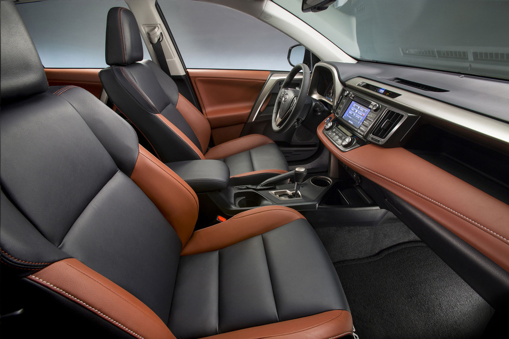 Салон Toyota RAV4 Toyota RAV4 салон