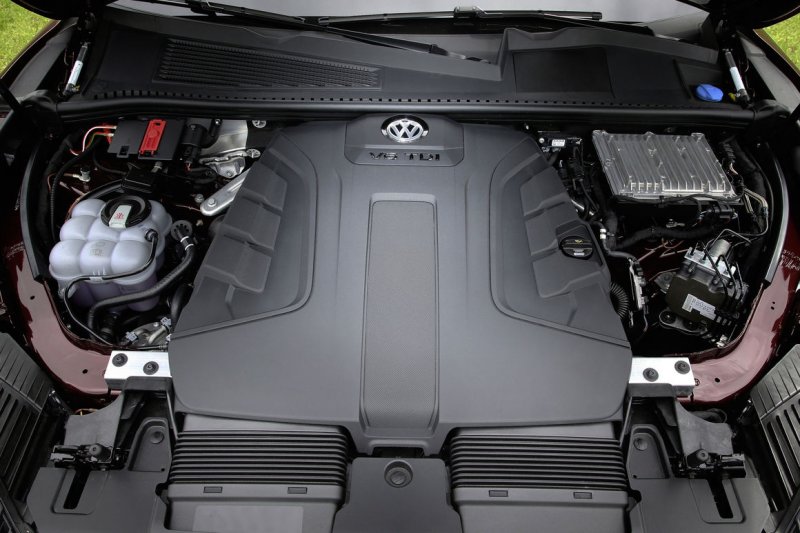Двигатель автомобиля Volkswagen Touareg Мотор Volkswagen Touareg