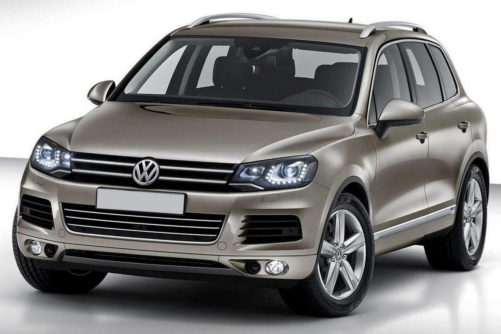 Volkswagen Touareg в сером цвете Volkswagen Touareg в сером цвете